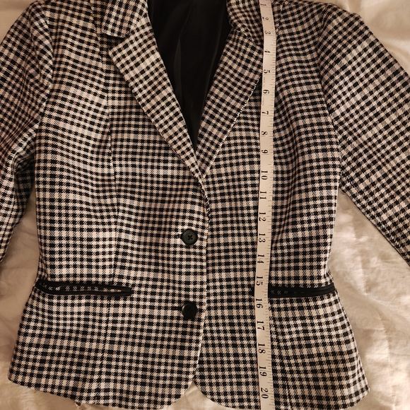 NWOT EXPRESS 3/4 SLEEVE HOUNDSTOOTH PRINT TWO-BUTTON BLAZER JACKET sz 4 - Picture 15 of 16